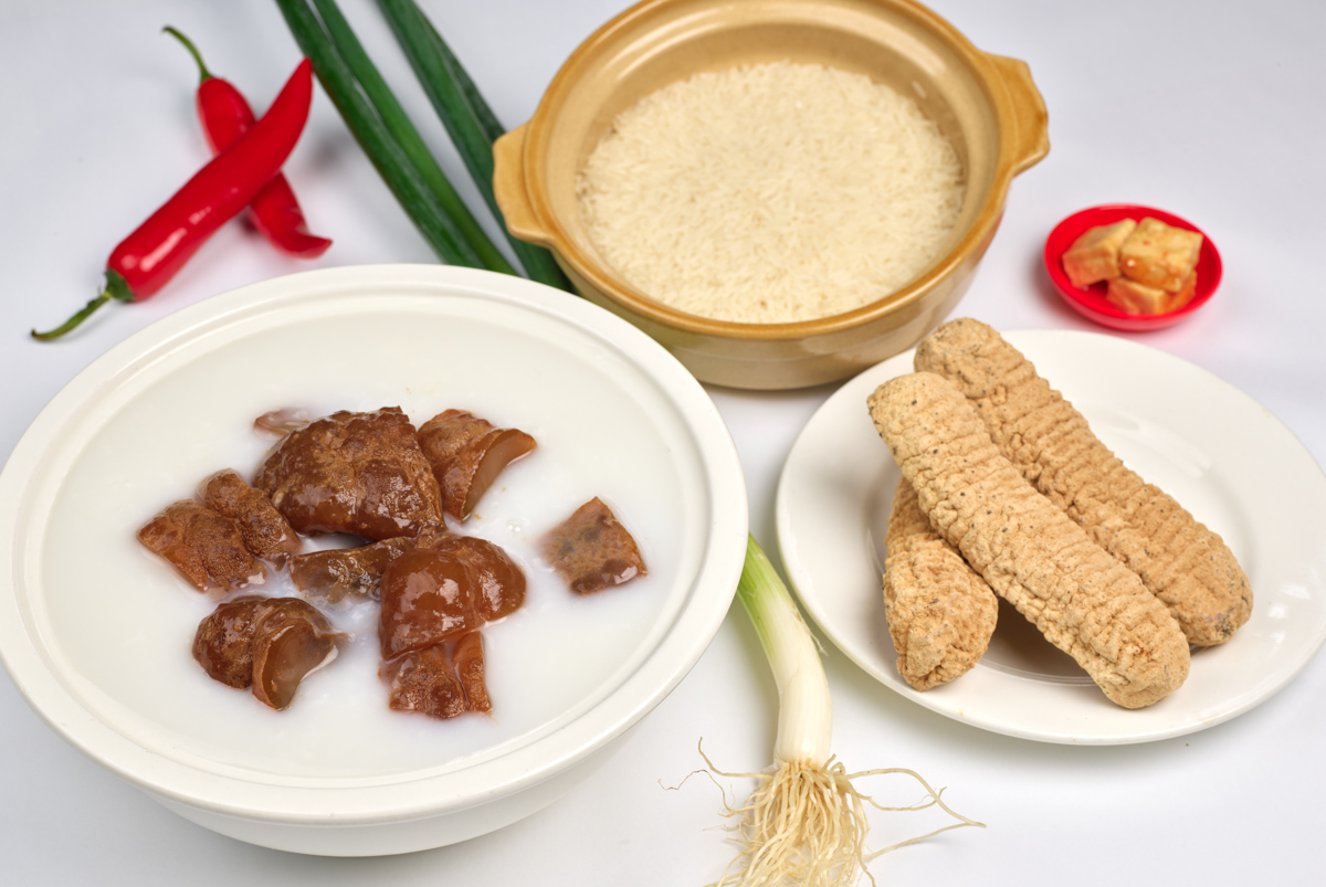 Sea Cucumber with Plain Con gee (curry fish)